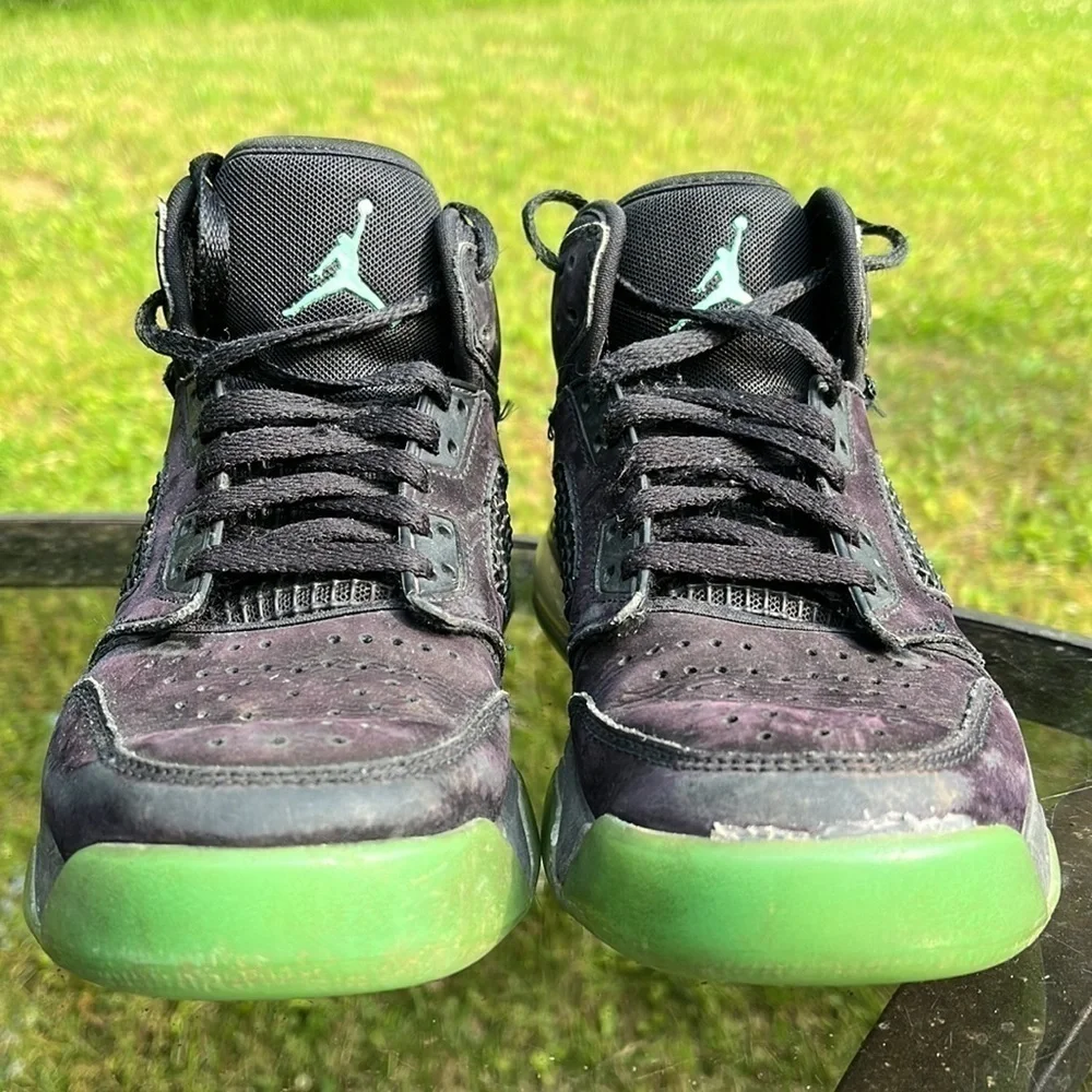 NIKE AIR JORDAN 3 Son of Mars Low Green Glow/Black Sneakers youth size 5